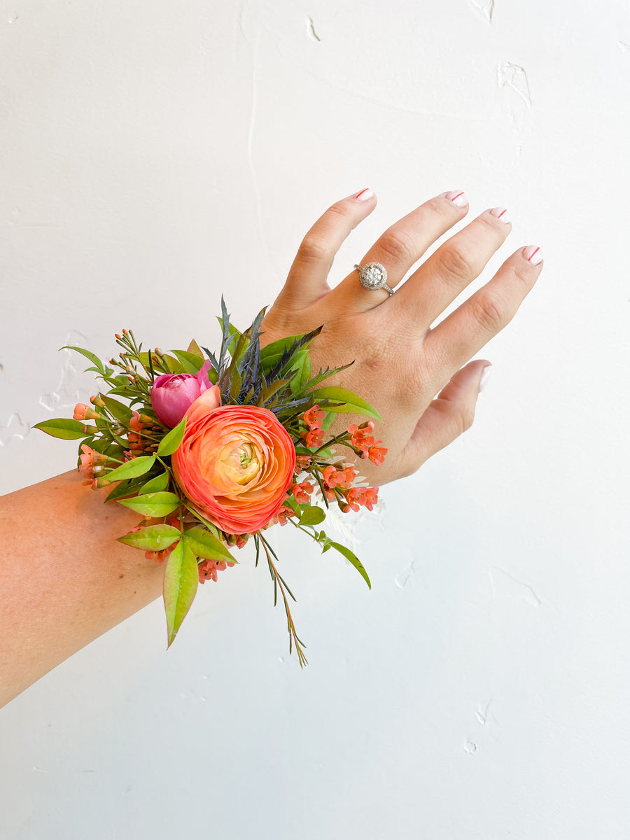 Fern Corsage – The Rogue Petal Co.