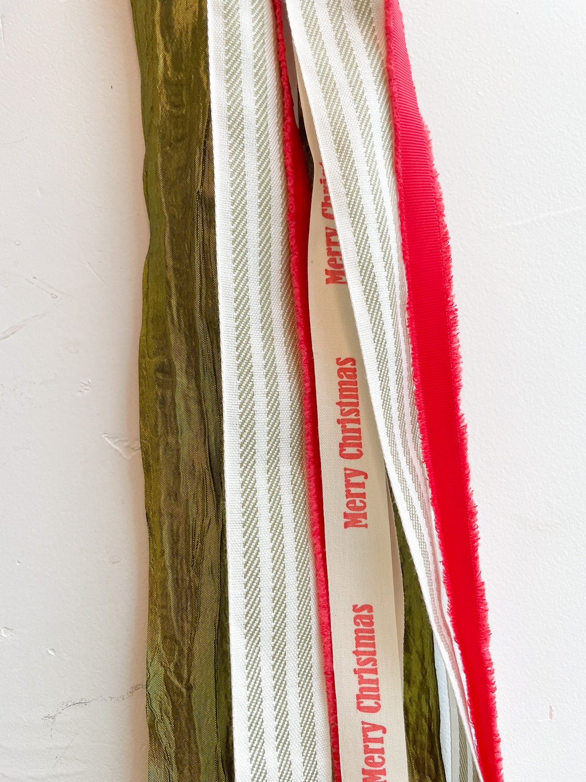 Ribbon Cluster