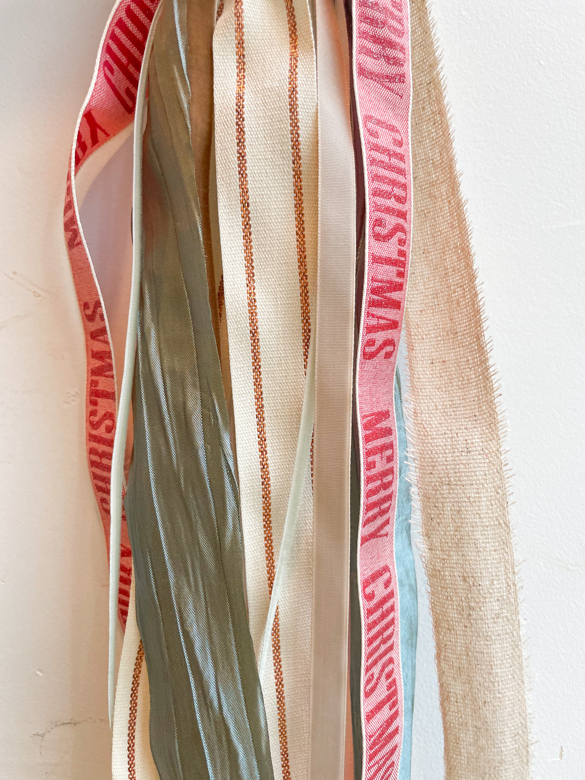 Ribbon Cluster