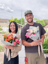 Load image into Gallery viewer, Locals Floral Wrap