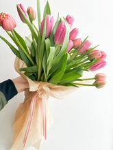 Load image into Gallery viewer, Local Tulip Wrap