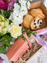 Load image into Gallery viewer, Mothers Day Locals Gift Box