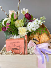 Load image into Gallery viewer, Mothers Day Locals Gift Box