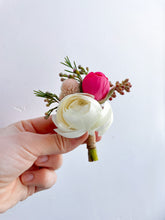 Load image into Gallery viewer, Boutonniere