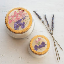 Load image into Gallery viewer, Rosy Rings - Roman Lavender Small Pressed Floral Candle