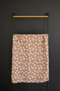 Mebie Baby - Daisy Dream Muslin Swaddle Blanket
