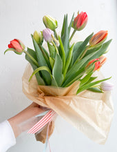 Load image into Gallery viewer, Tulip Wrap