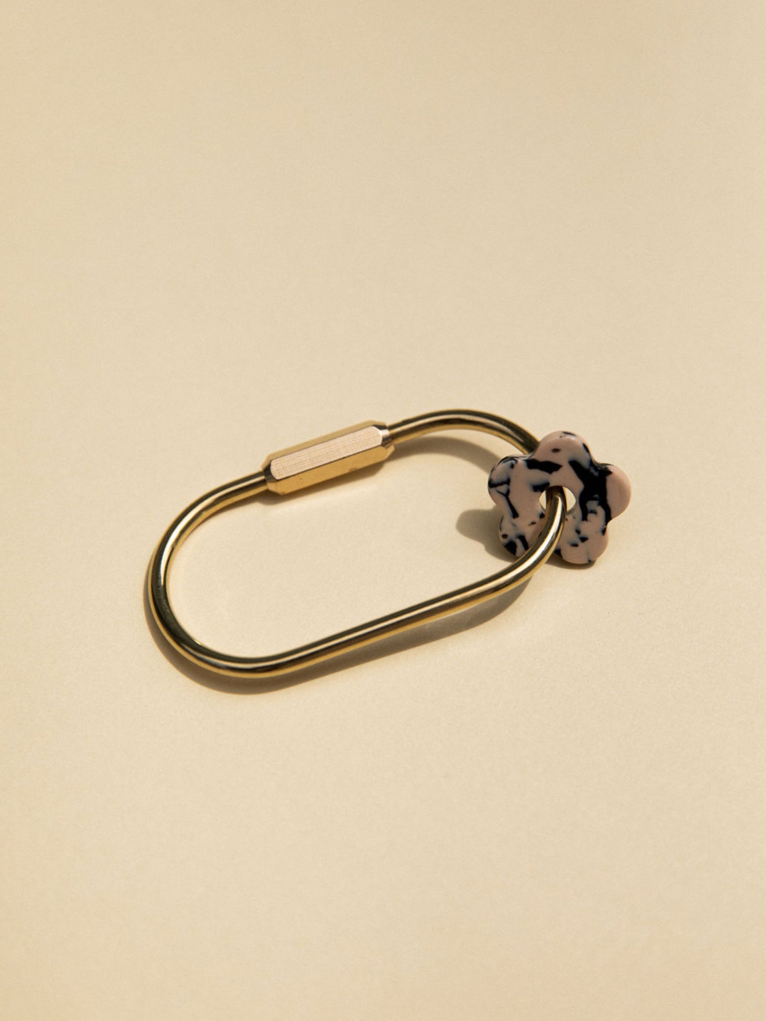 NAT + NOOR - Brass Flower Keychain – Meraki Floral Co.