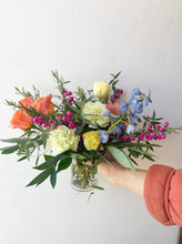 Load image into Gallery viewer, Louise | Classic Arrangement
